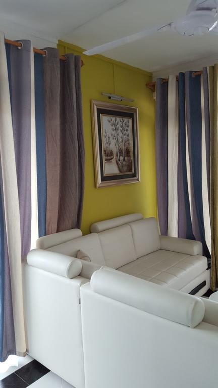 Krishangel Beach Apartment Flic-en-Flacq Εξωτερικό φωτογραφία