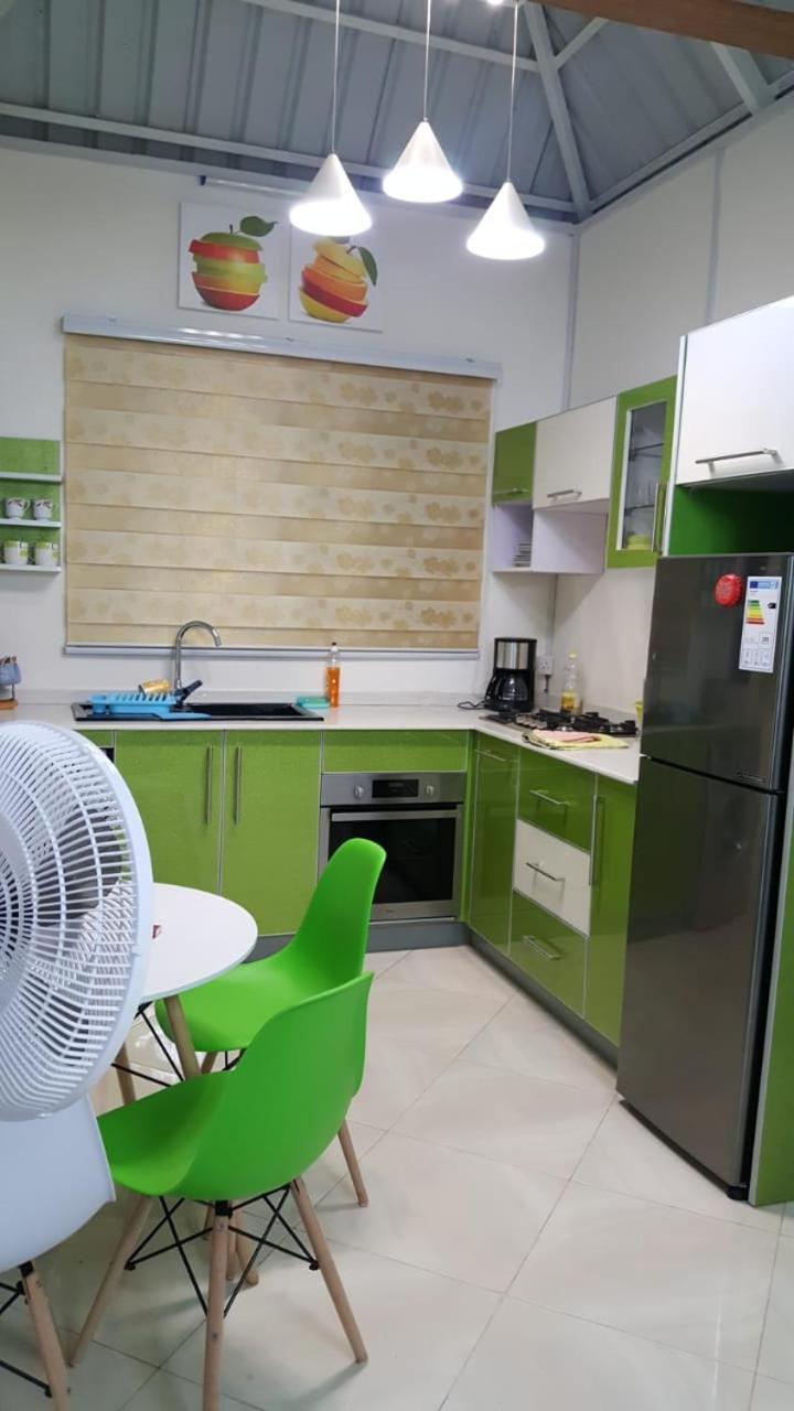 Krishangel Beach Apartment Flic-en-Flacq Εξωτερικό φωτογραφία